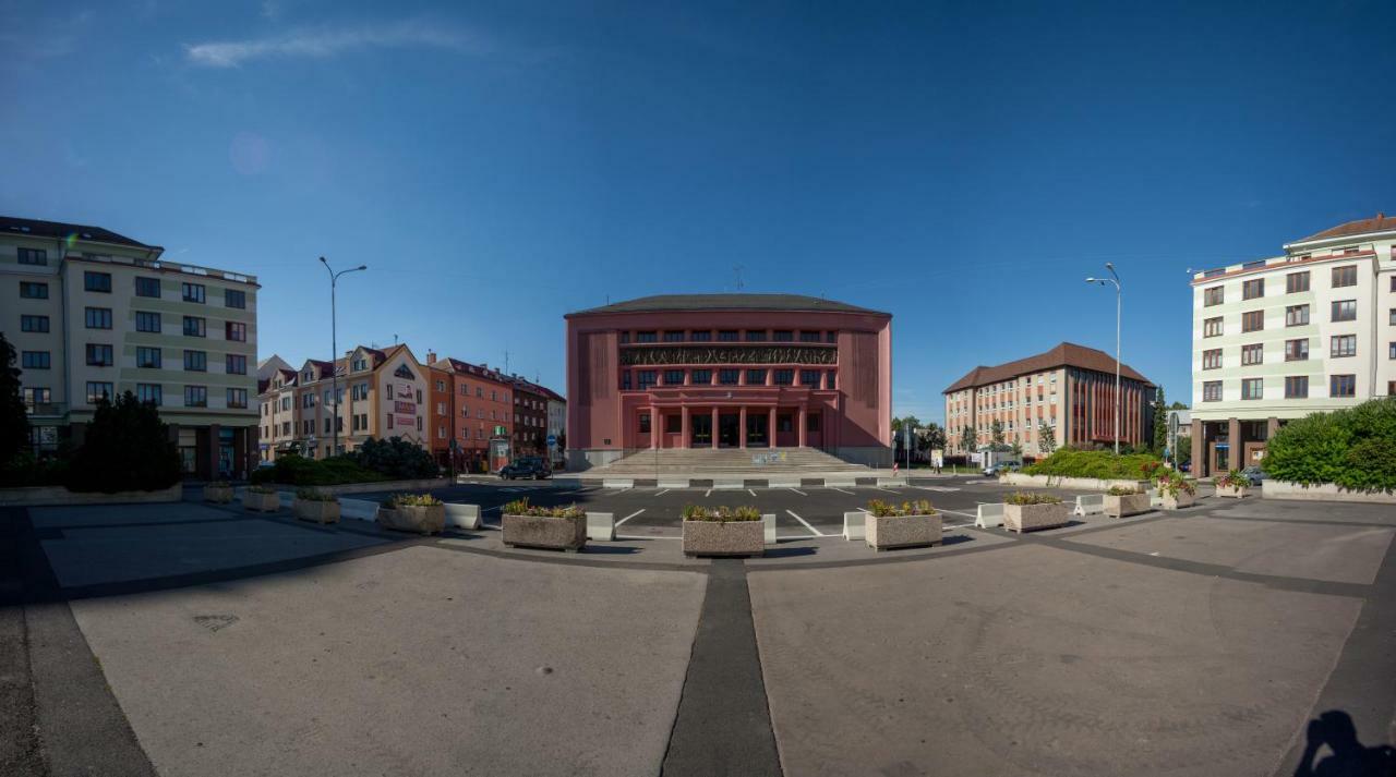 Apartment Mdk Sokolov Exterior photo